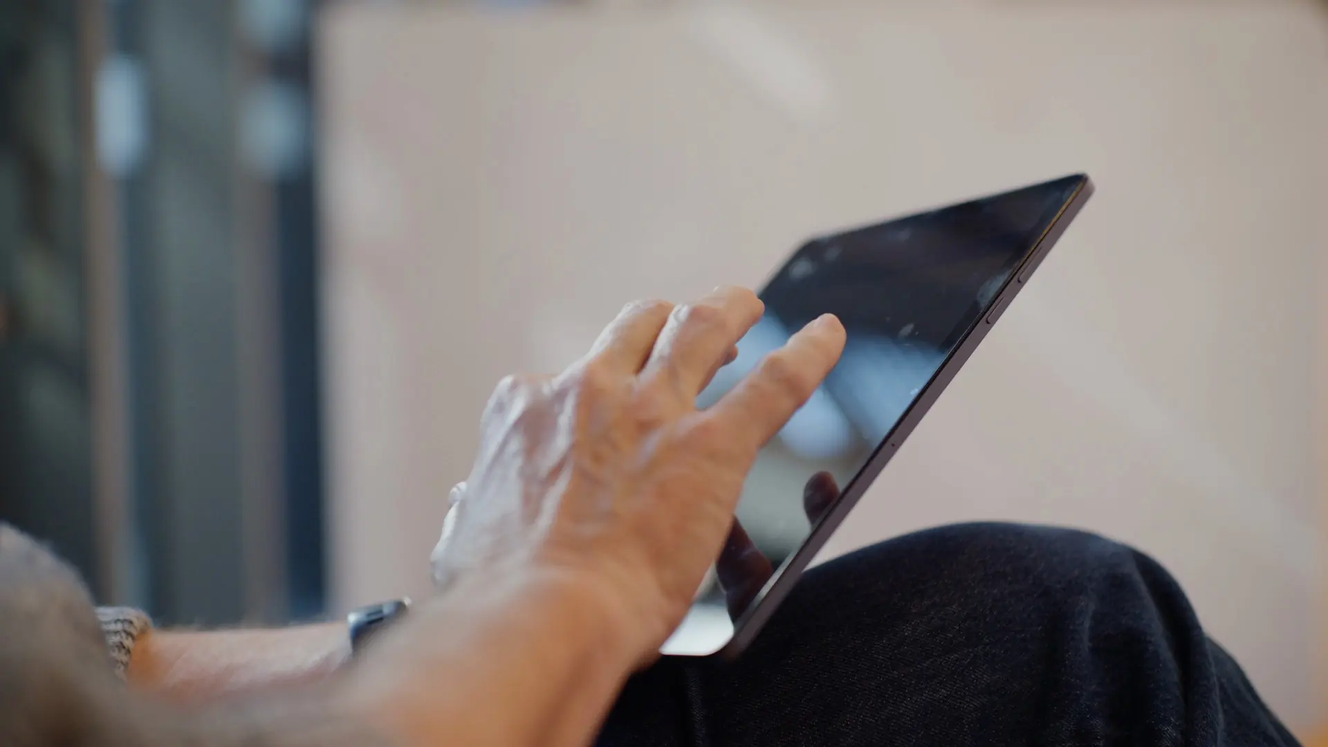 A new patient filling in their forms on a tablet